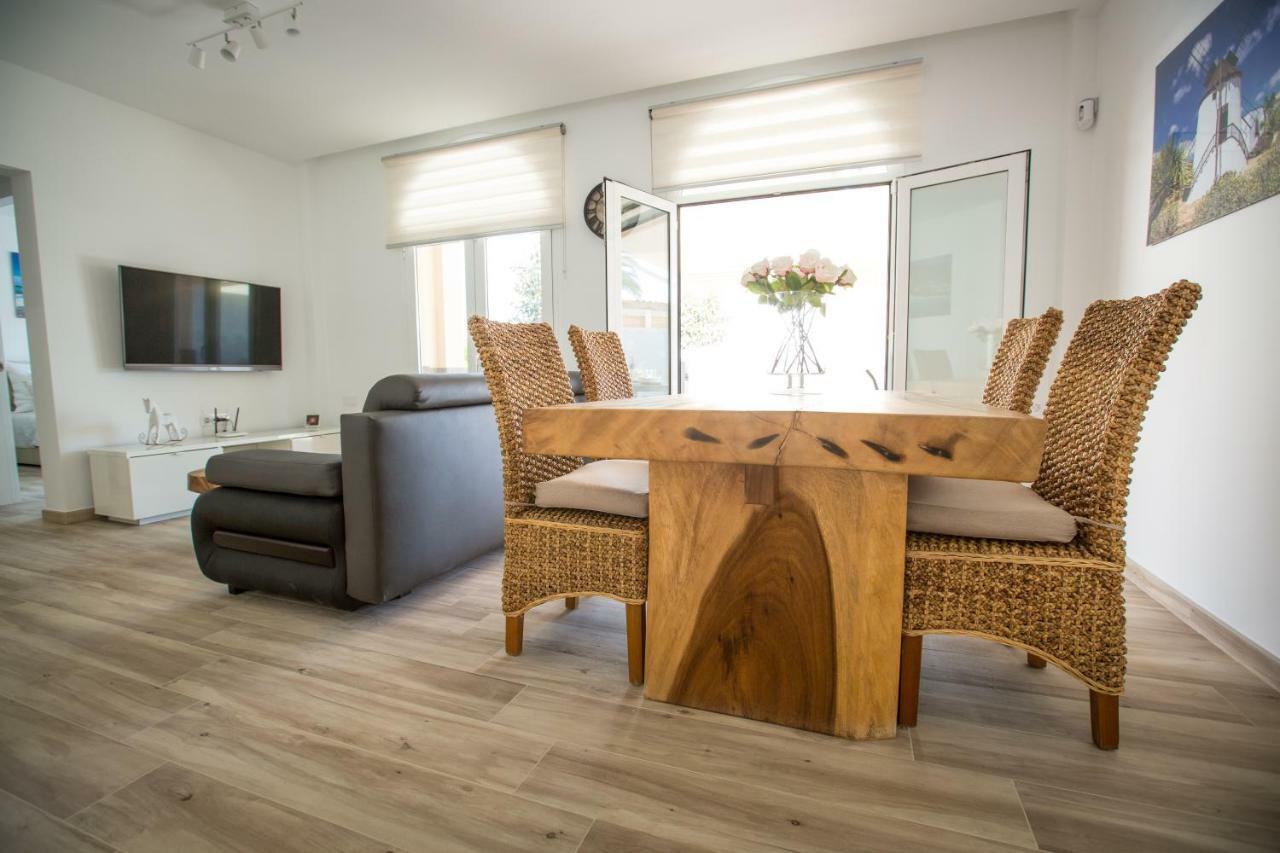 Villa Jandia Modern New Apartment Morro Jable Private Heated Pool Big Terrace And Parking Exterior foto